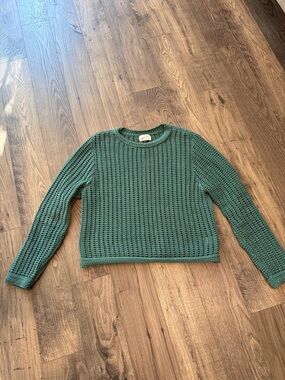 Universal Thread Green Crochet Crewneck Sweater